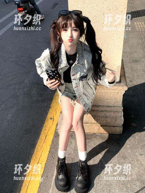 17一起吃瓜 分享之余,17一起吃瓜让你永不迷路于乱成一团的网络信息。