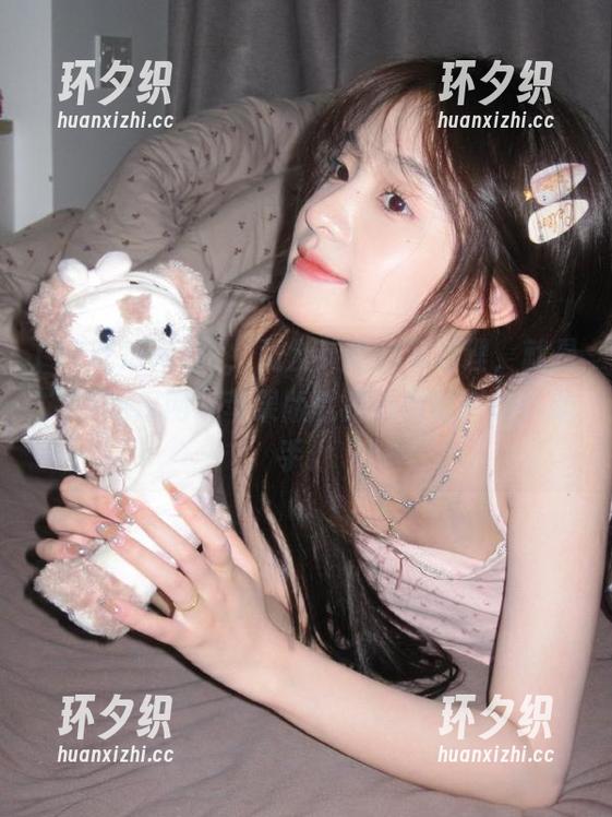 17吃瓜网 吧,蒲公英说的有道理,就是“17吃瓜网”苹果版就是消磨时间的小助手!