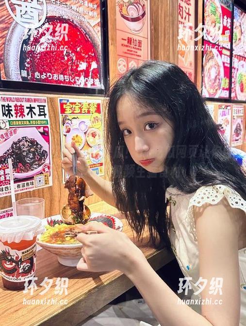 满屏都是瓜！51吃瓜网页让你目不暇接的视频生猛食材