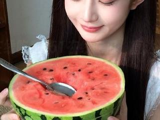 51在线吃瓜，直达心中最洗脑的瓜闻！