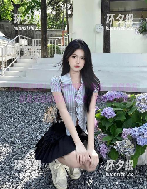 52吃瓜网 “52吃瓜网”导航:看似杂乱,却是无意间的八卦归类,趣味满满哦!