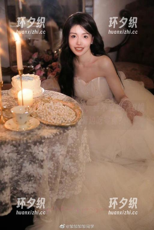 718娱乐 最新的八卦,要不要把718娱乐放在茶几上边看边吃零食?
