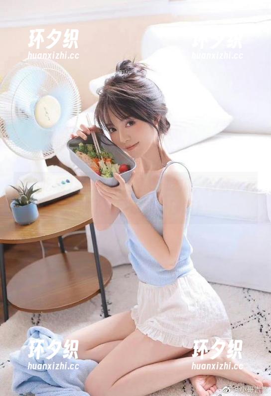 我在ios上看91吃瓜，哈哈，竟然成了自己家的小剧场！