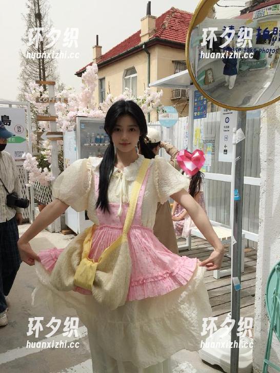 www..51 特别时刻,登录www..51cg.fun,你的好友待遇会翻天覆地吗?