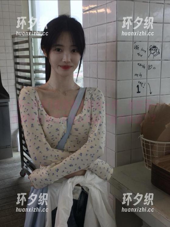有没有人跟我一样，爱在五一黑料网址寻找不为人知的“甜蜜忧伤”？