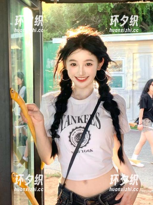 吃瓜网 吃瓜网:观看朝阳,顺便来聊聊最近的“瓜事”!