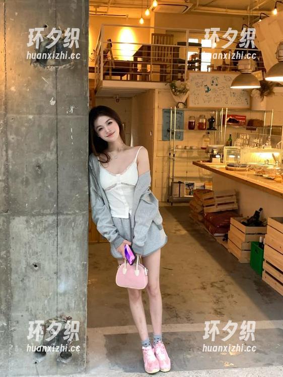 吃瓜频道的地址是……各位，一下子让我想起了我的大号那事儿。
