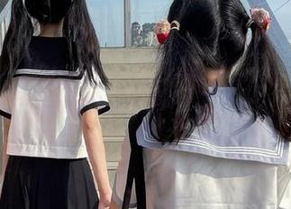 轻松开启明星黑料网导航，千奇百怪的瓜等你来解锁！
