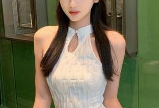有人在说‘美女黑料网’发布的新素材让人上头，不会是又一发请假条吧？