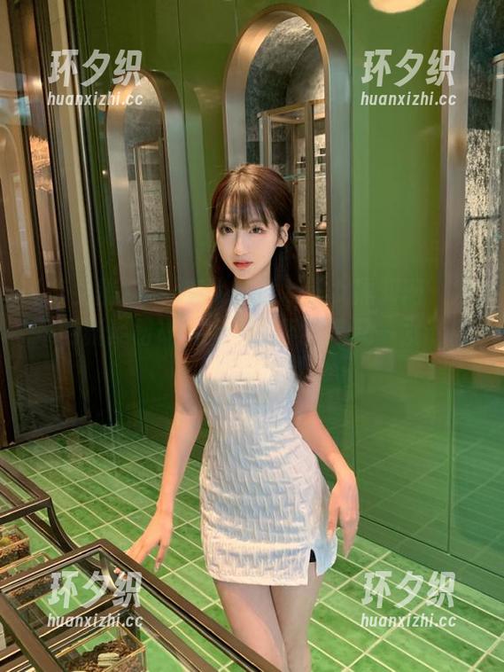 有人在说‘美女黑料网’发布的新素材让人上头，不会是又一发请假条吧？