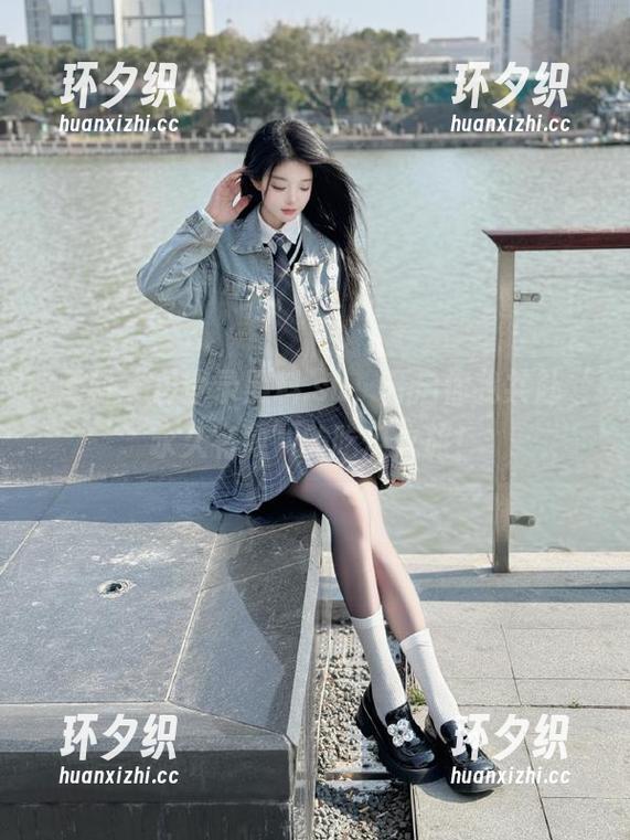 登录黑料.su，开启你我共赴‘永久有效’的吃瓜之旅！