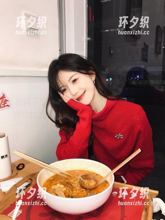 每次忍不住想点进黑料不打烊tttzzz的发布入口，心里明知有坑…