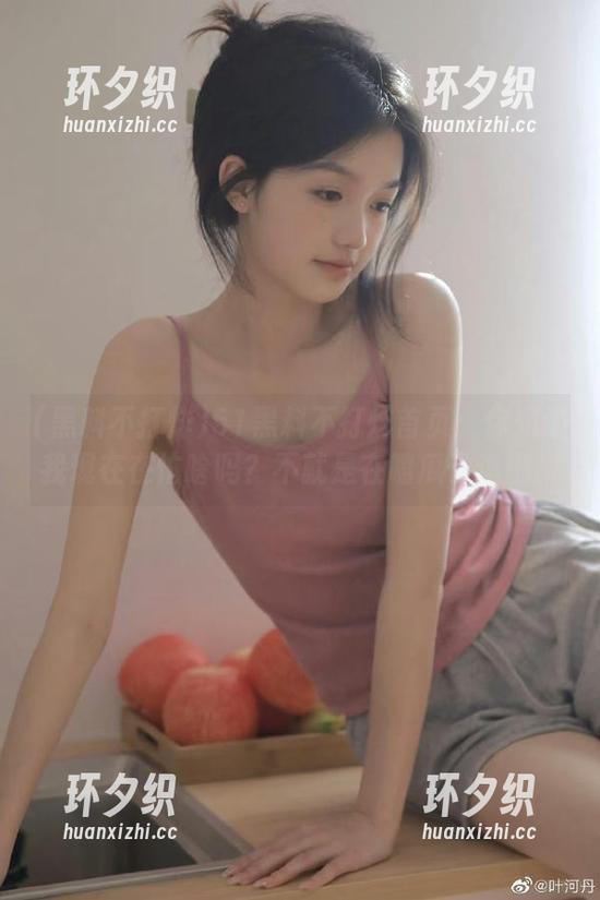 51黑料不打烊首页：你知道我现在在忙啥吗？不就是在嗑瓜子追剧！
