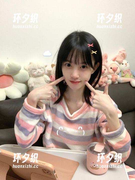 “黑料不打烊正能量51”的传送门在召唤，感觉自己要被八卦浸泡啦！