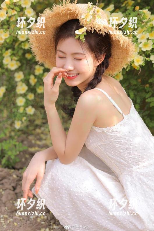 黑料吃瓜网址的ios版，总能让我不经意间发现一些小八卦，嗯...真算是意外的“果实”！