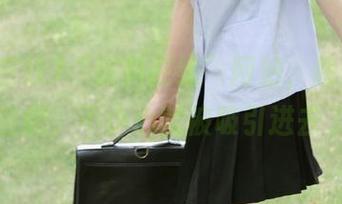 “黑料在线”网站，趁你还没注意，不小心就被吸引进去了