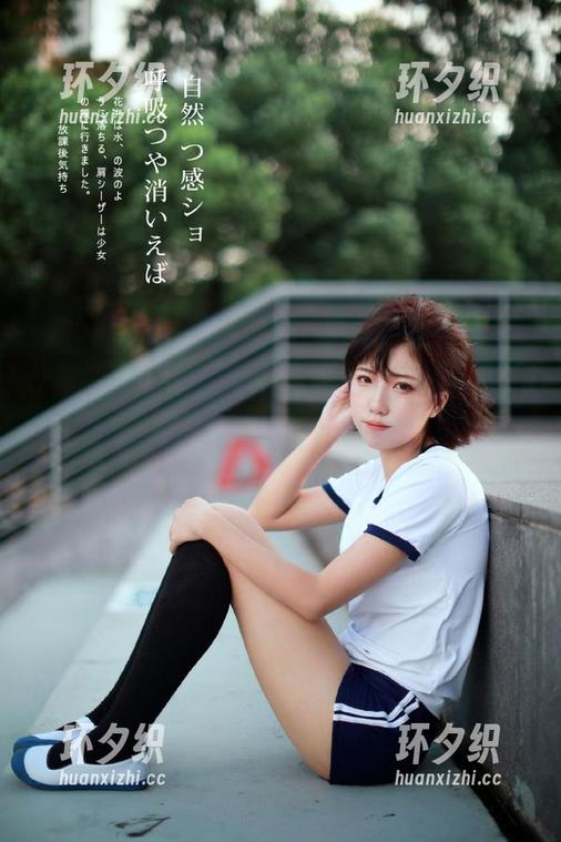 黑料正能量官网：黑夜中的黑料怪圈，越看越上瘾！