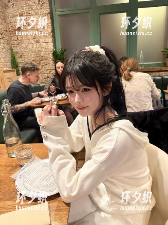 黑料正能量 身心疲惫?来观看黑料正能量zzzttt的传送门,给你意想不到的放松方式。