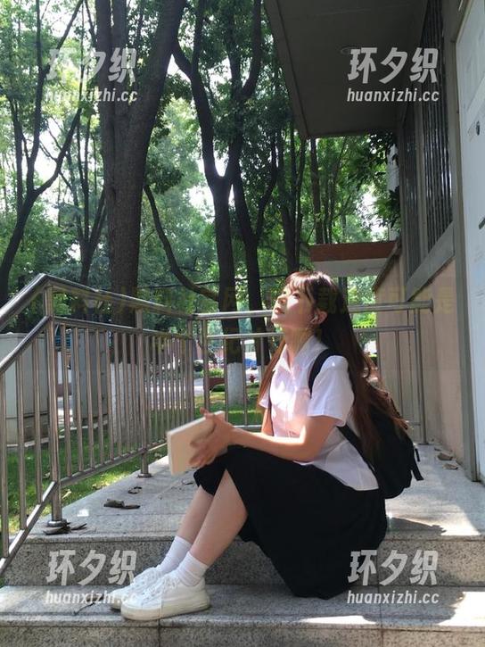 黑料社 黑料社官网,这下载速度可能是半个世纪才行啊!