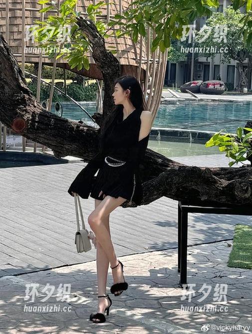 黑脸不打烊 这名字真奇葩,有谁让你下载“黑脸不打烊”的?我想知道!